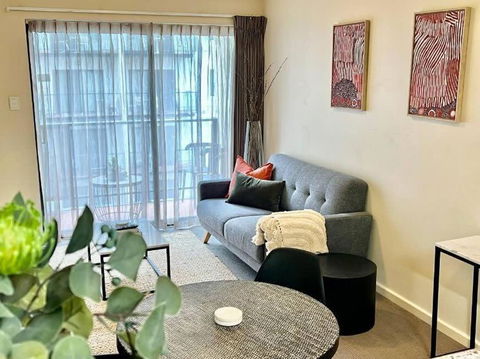 Prime Location 1 Bdr Apt In Perth - Your Accommodation 3
