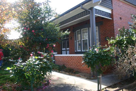 Primrose Cottage - Your Accommodation 1
