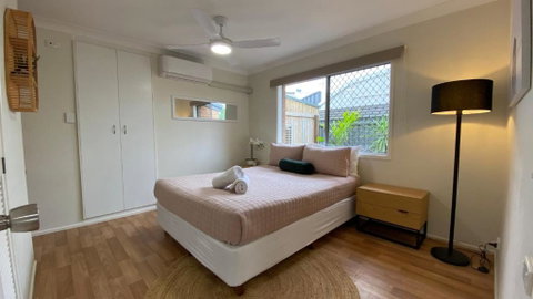 Private Guesthouse - Pet Friendly - Walk To Beach - Your Accommodation 0