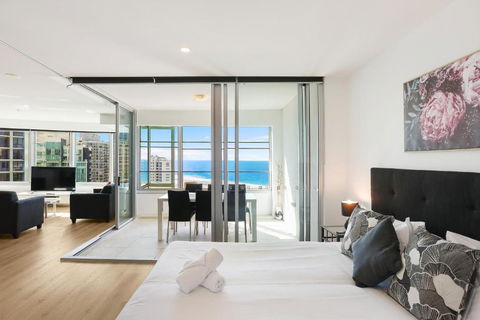 Q Tower Amazing Ocean Views 22nd Level Heated Pools Sleeps 6 - Optimise BNB - Your Accommodation 1