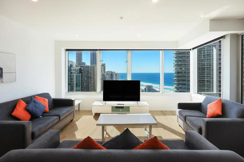 Q Tower Amazing Ocean Views 22nd Level Heated Pools Sleeps 6 - Optimise BNB - Your Accommodation 0