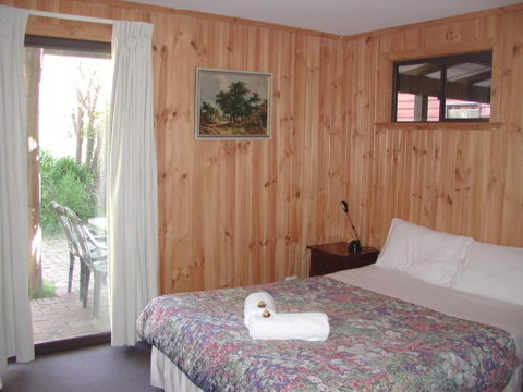 Rainbow House - Your Accommodation 3