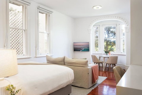 Ravenscourt S Studio Apartment Close To Everything - Your Accommodation 0