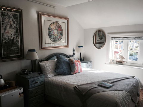 Assemblage Boutique Art B & B - Your Accommodation 1