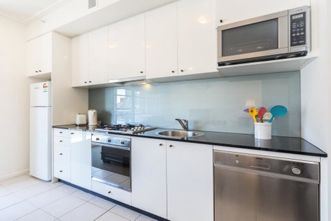 Astra Apartments Sydney - Your Accommodation 2
