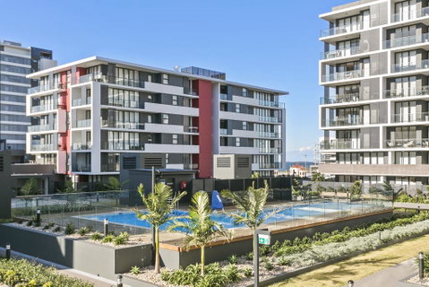 Astra Apartments Wollongong CBD - Your Accommodation 1