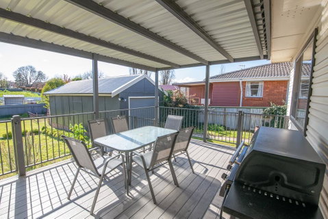 Autumn St - Trendy East Orange - Near CBD - Your Accommodation 3