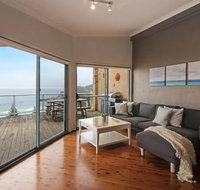 Avoca Heights House /// 4 BDR 2.5 BTH // Direct Ocean Views - Your Accommodation