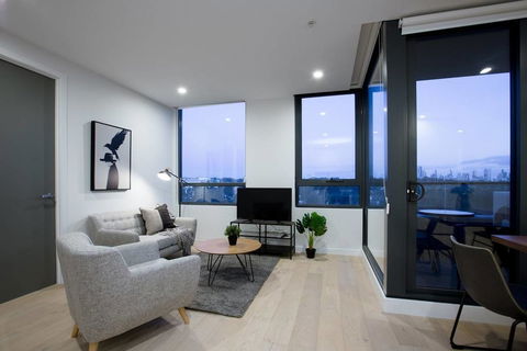  Green-hoodStunning 2 Bedrooms Apt@parkville - Your Accommodation 0