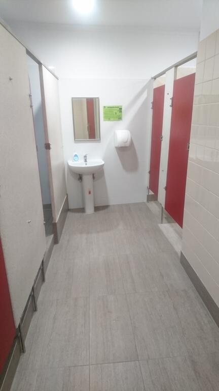 Backpackers Imperial Hotel - Your Accommodation 2