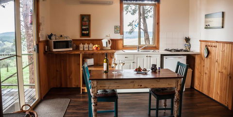 Balingup Heights Hilltop Forest Cottages - Your Accommodation 3