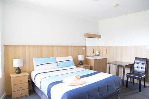Bamboo Motor Inn - Your Accommodation 1