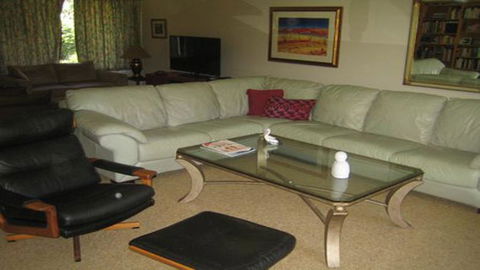 Bannister 49 - Neptune's Way - Your Accommodation 3