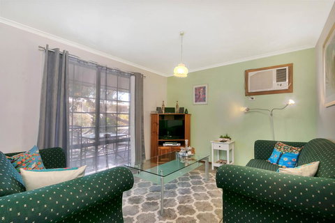Barossa Country Cottages - Your Accommodation 3