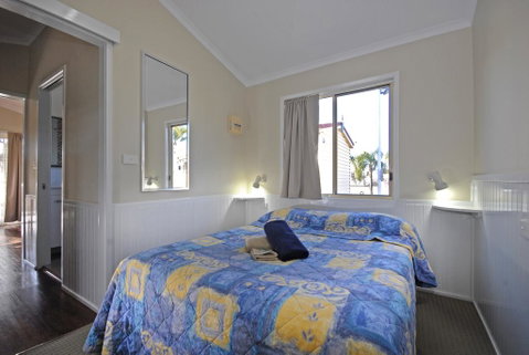 Barrack Point Holidays - Your Accommodation 2
