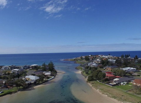 Barrack Point Holidays - Your Accommodation 0
