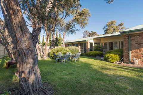 Bay Beach Beauty - Your Accommodation 2