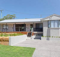 Bay Dream Believer' 16 Verona Road - pet friendly Boat Parking  WIFI - Your Accommodation