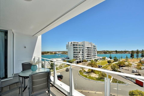 Bayview 608 - Your Accommodation 0