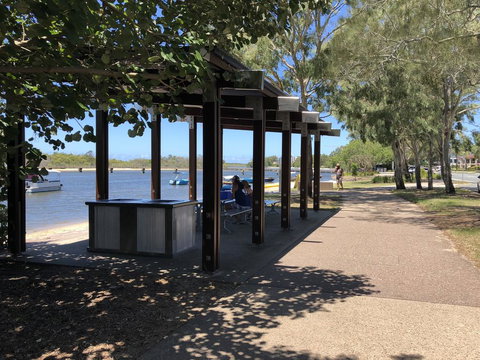 Bayz On The River - Your Accommodation 0