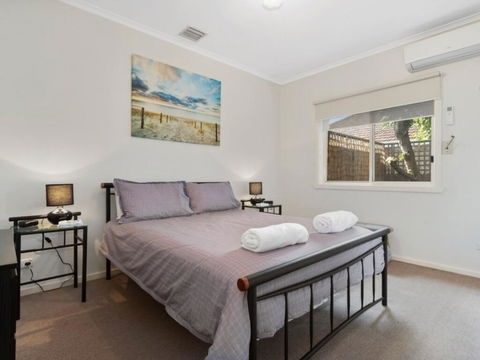 Beach Baby Dromana - Your Accommodation 1