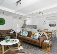 Beach Break on Hardy - walk to foreshore - Your Accommodation