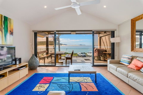 Beach Duplex 72b Marine Dr - Fingal Bay - Your Accommodation 3