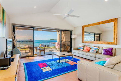 Beach Duplex 72b Marine Dr - Fingal Bay - Your Accommodation 2