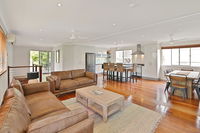 Book Alexandra Headland Accommodation Vacations Your Accommodation Your Accommodation