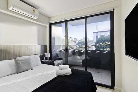 BEACH LOCATION STUDIO // CLOVELLY 2 - Your Accommodation 3