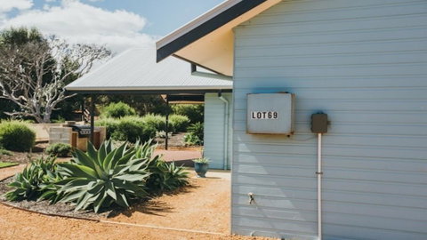 Beachfront Prevelly - Your Accommodation 2
