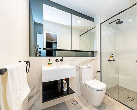 Relaxing Urban Oasis - Your Accommodation 1