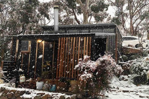 ReThynk Unique Tiny Home East Jindabyne - Your Accommodation 0