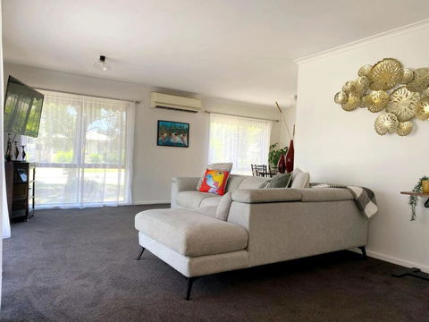 Retreat On Roe - Your Accommodation 0