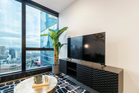 Ritzy Apartment In Iconic Australia 108 With Views - Your Accommodation 3