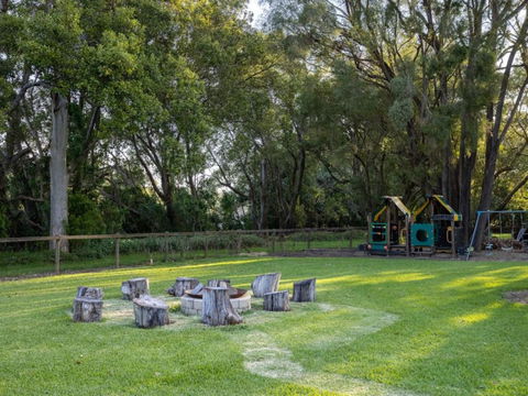 River View 5B Home Near Freeway Shops Loganholme - Your Accommodation 3