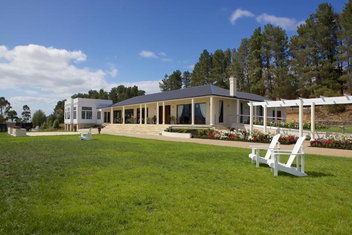 Riversdale Estate Cottages with Your Accommodation