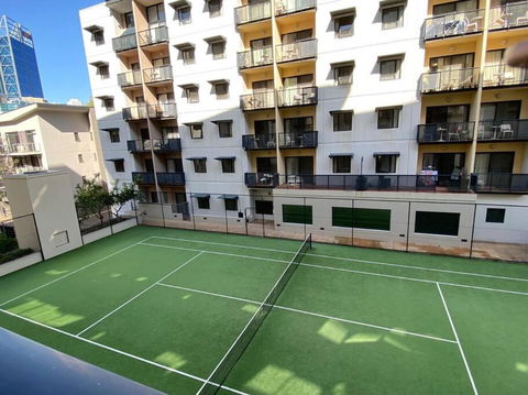 RIVERSIDE CITY VIEW PARKING NETFLIX WIFI WINE FREE - Your Accommodation 3