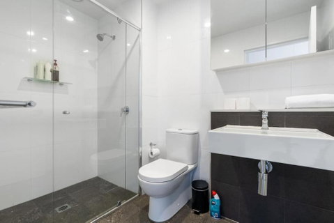 Roomy 2BR 2BA City-Centre Apt - Your Accommodation 3