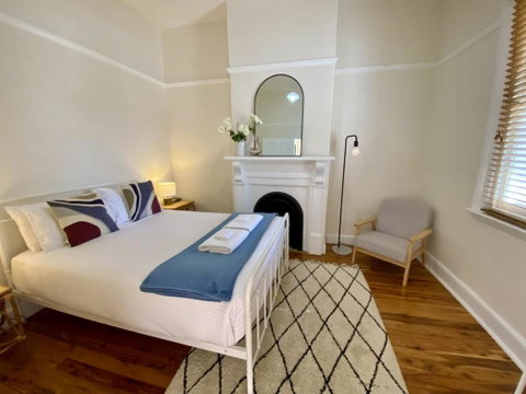 Roseland Cottage - CBD Heritage - Your Accommodation 3