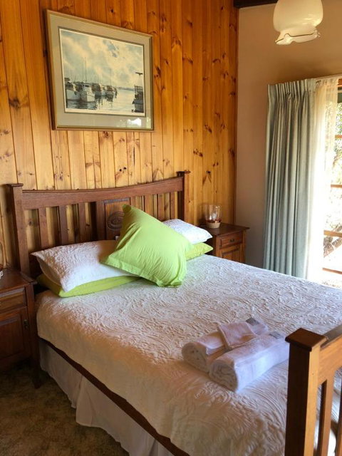 Rose Cottage - Your Accommodation 0