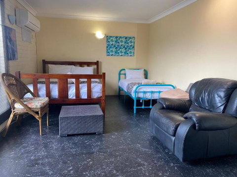 Rosebourne Gardens Motel - Your Accommodation 2