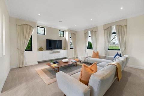 Roselawn Retreat - Pool, Incredible Views, Sleeps 8 - Your Accommodation 1
