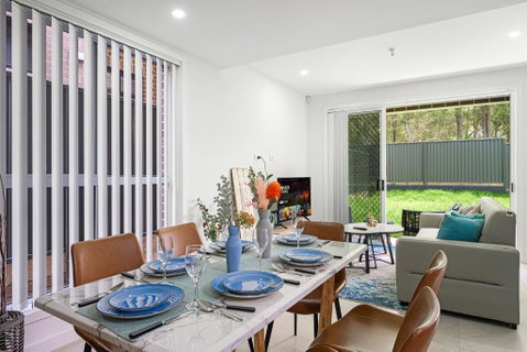 Rousehill 5Br With Pool Near Shopping Centre&Train - Your Accommodation 1