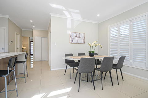 Rousehill Sweet Spacious 4BR Quiet House - Your Accommodation 1