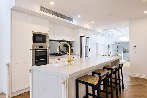 Royal Redfern I90 - Your Accommodation 2