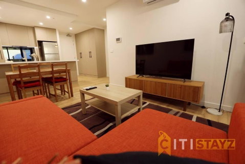 Ruby Red, 1Bd 1Bth Apt - Woden CBD - Your Accommodation 3