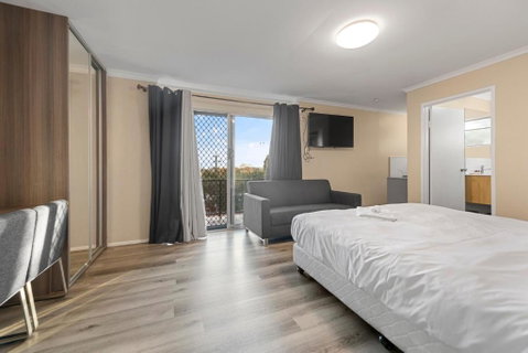 S1 Motel - Your Accommodation 3