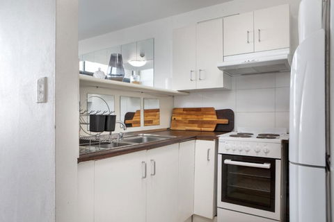 S203S - The Loft By Darling Harbour - Your Accommodation 3