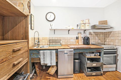 Saint Eloi Le Jardin - Your Accommodation 3